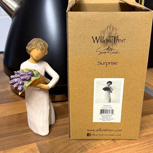 Willow tree surprise figurine - surprise,