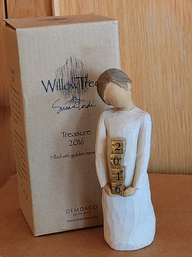 Willow tree treasure - tree,