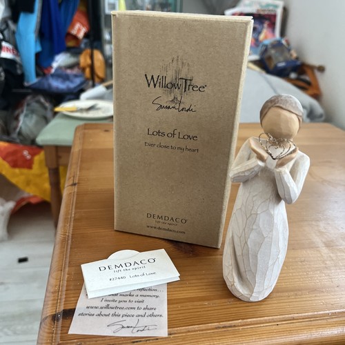 Willow tree lots love - lots,