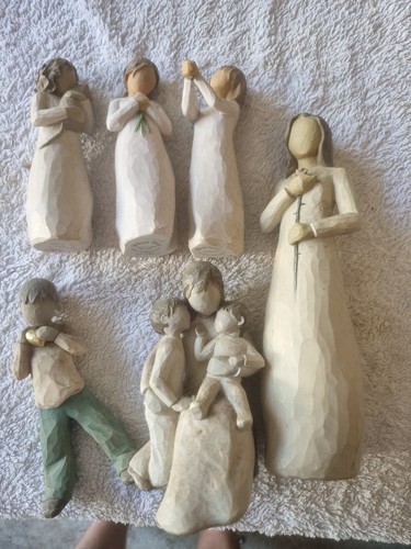 Willow tree surrounded love - by,
