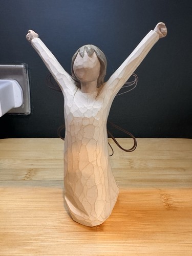 Willowtree figurine courage - willowtree, "courage"